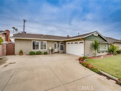 5202 Caliente Drive, Huntington Beach, CA