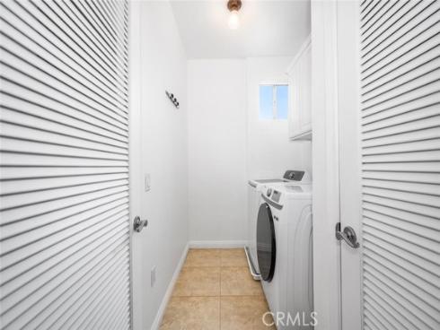 5142 Warner 305 , Huntington Beach, CA