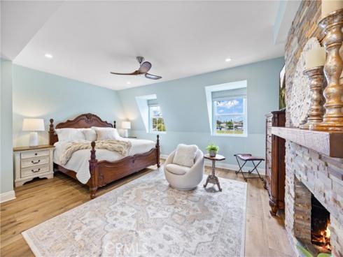 419 18th Street, Huntington Beach, CA