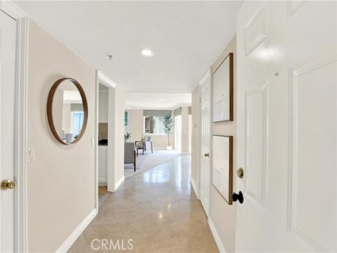 2872 Coast CI205 Circle, Huntington Beach, CA
