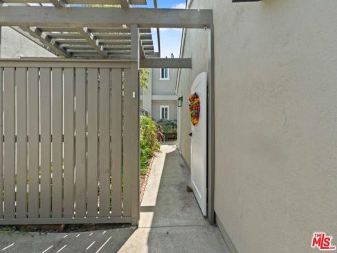 7016 Little Harbor Drive, Huntington Beach, CA