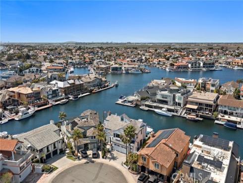 4021 Ondine Circle, Huntington Beach, CA