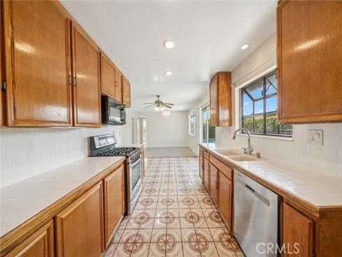 5931 Frontier Circle, Huntington Beach, CA