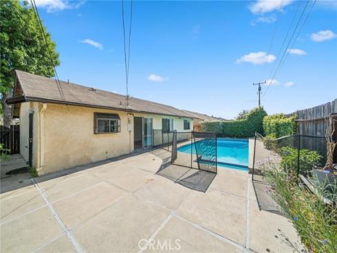 5931  Frontier   Circle, Huntington Beach, CA