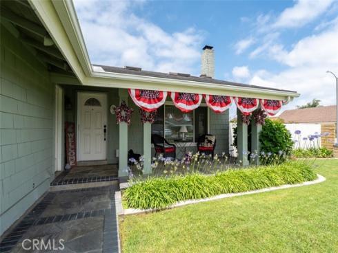 20121 Swansea Lane, Huntington Beach, CA
