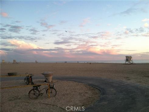 20121 Swansea Lane, Huntington Beach, CA