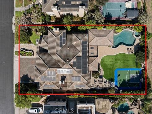 18912 Rockinghorse Lane, Huntington Beach, CA