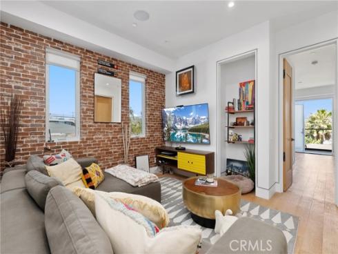 620 Huntington Street, Huntington Beach, CA