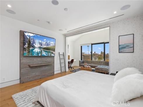 620 Huntington Street, Huntington Beach, CA