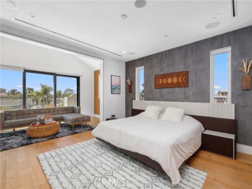 620 Huntington Street, Huntington Beach, CA