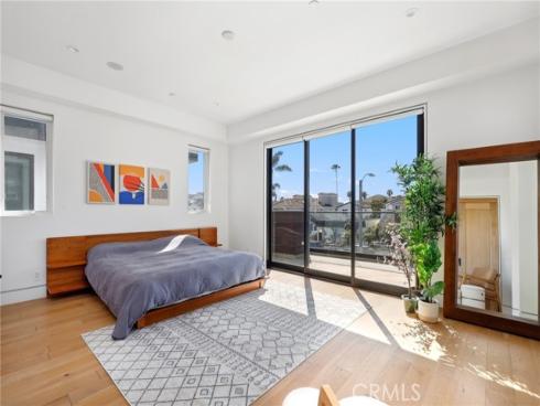 620 Huntington Street, Huntington Beach, CA