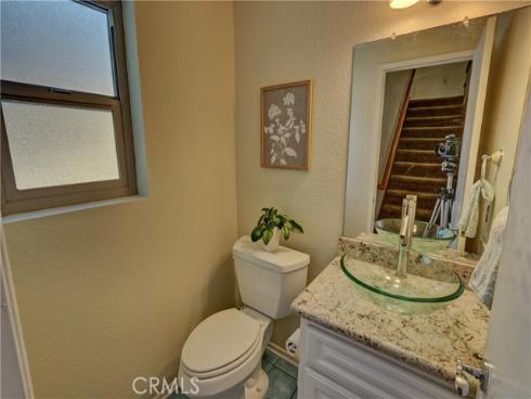 7825 Seaglen Drive, Huntington Beach, CA