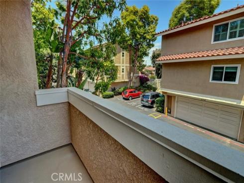 7825 Seaglen Drive, Huntington Beach, CA