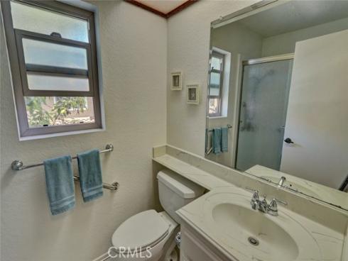 7825 Seaglen Drive, Huntington Beach, CA