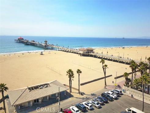 7825 Seaglen Drive, Huntington Beach, CA