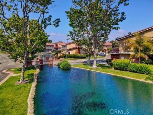 7825 Seaglen Drive, Huntington Beach, CA