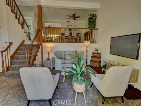 7825 Seaglen Drive, Huntington Beach, CA