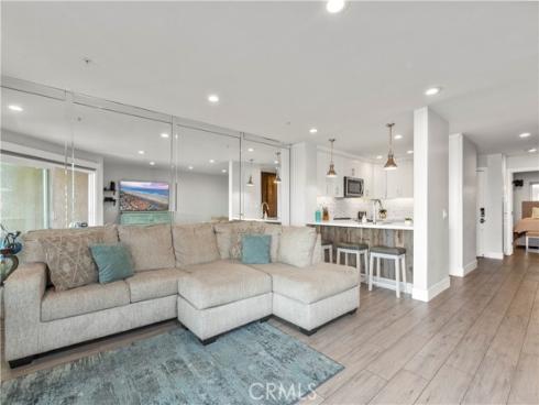 1200 Pacific Coast 114 , Huntington Beach, CA