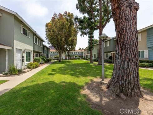 19847 Coventry Lane, Huntington Beach, CA