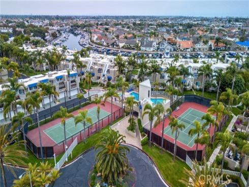 16061 Surprise Lane, Huntington Beach, CA