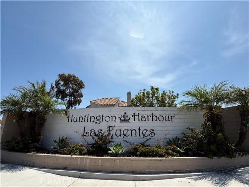 16061 Surprise Lane, Huntington Beach, CA