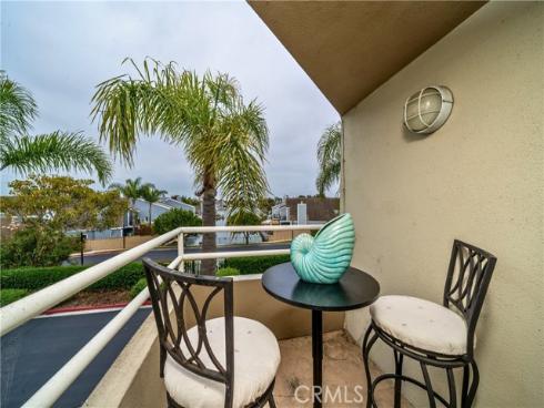 16061 Surprise Lane, Huntington Beach, CA