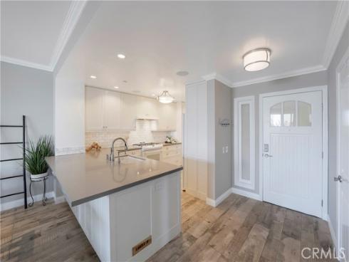 16291 Countess 114 Drive, Huntington Beach, CA