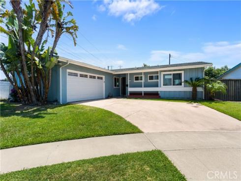 10402 Oronsay Circle, Huntington Beach, CA