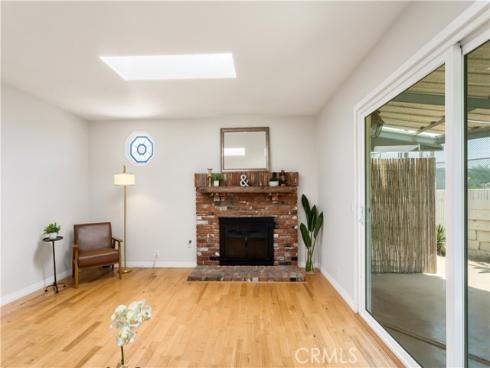 10402 Oronsay Circle, Huntington Beach, CA