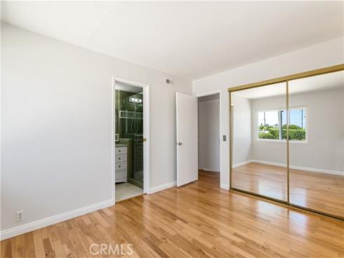 10402 Oronsay Circle, Huntington Beach, CA