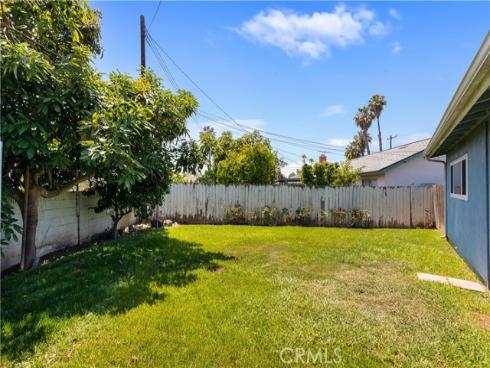10402 Oronsay Circle, Huntington Beach, CA