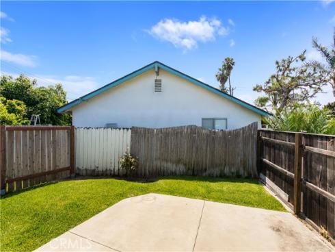 10402 Oronsay Circle, Huntington Beach, CA