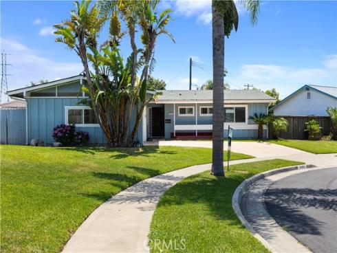 10402 Oronsay Circle, Huntington Beach, CA
