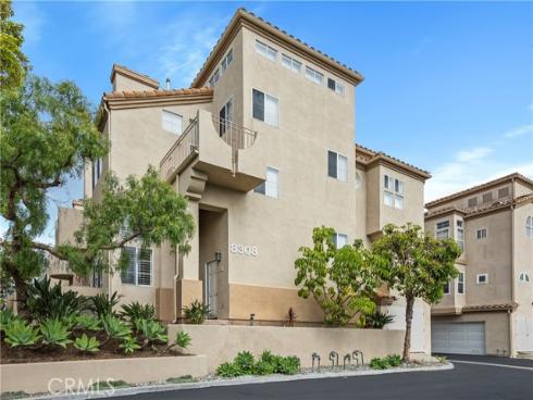 8308 Atlanta 101 Avenue, Huntington Beach, CA