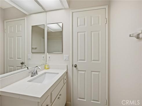 8308 Atlanta 101 Avenue, Huntington Beach, CA