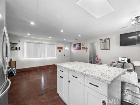 14571 Yucca Circle, Huntington Beach, CA