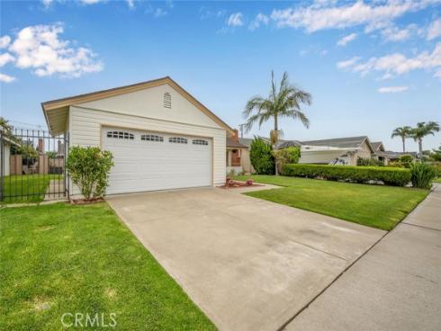 6272 Hooker Drive, Huntington Beach, CA