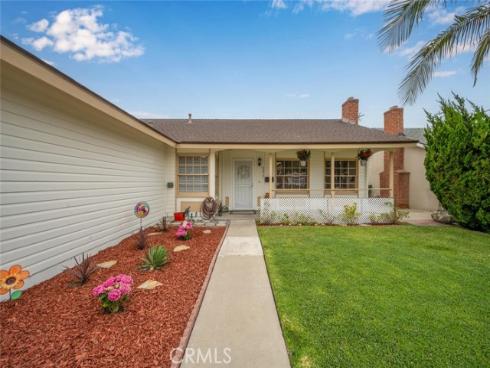 6272 Hooker Drive, Huntington Beach, CA
