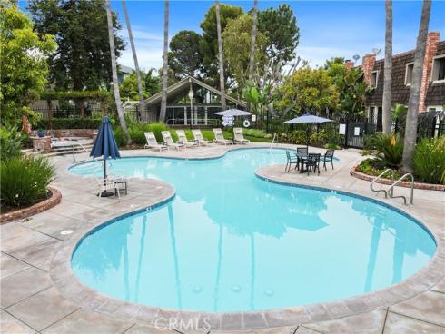 16703 Castaway Lane, Huntington Beach, CA