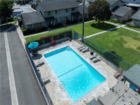 4734 Cielo 137 Drive, Huntington Beach, CA