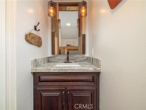 16520 Harbour 6 Lane, Huntington Beach, CA