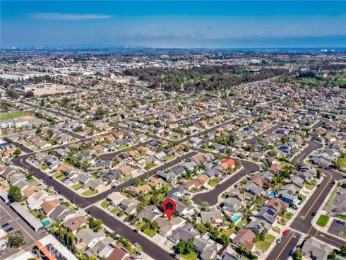 6772 Rook Drive, Huntington Beach, CA