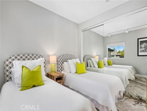 1916 Pine Street, Huntington Beach, CA