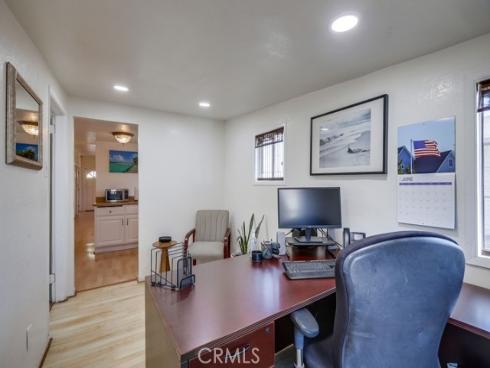 321 5th Street, Huntington Beach, CA