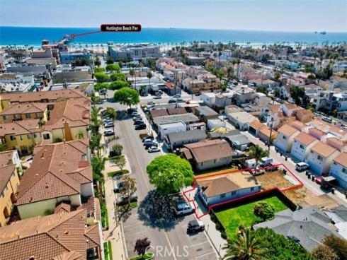 321 5th Street, Huntington Beach, CA