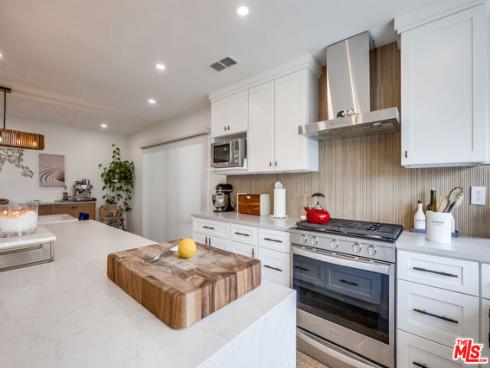 20281 Bancroft Circle, Huntington Beach, CA