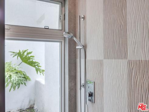 20281 Bancroft Circle, Huntington Beach, CA