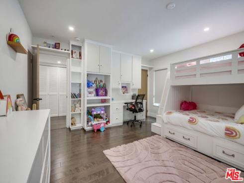 20281 Bancroft Circle, Huntington Beach, CA