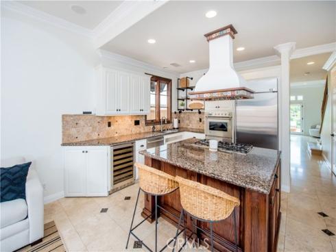 316  6th   Street, Huntington Beach, CA