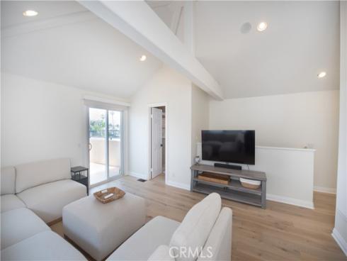 316  6th   Street, Huntington Beach, CA